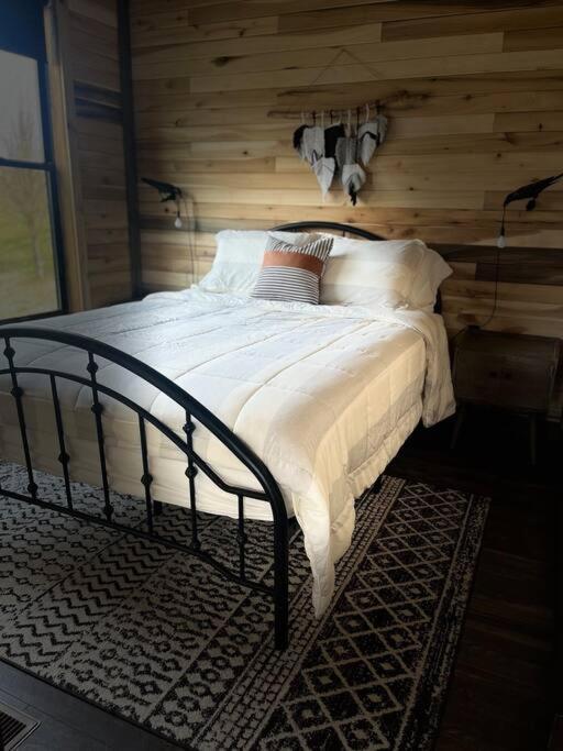Bourbon Barrel Cottages #1 Of 5 On Kentucky Trail Lawrenceburg ภายนอก รูปภาพ