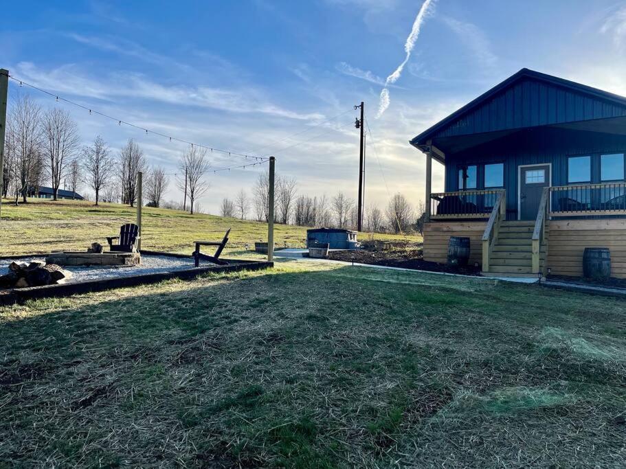 Bourbon Barrel Cottages #1 Of 5 On Kentucky Trail Lawrenceburg ภายนอก รูปภาพ