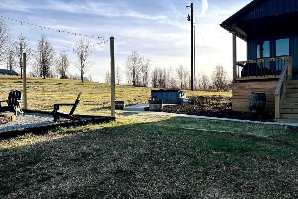 Bourbon Barrel Cottages #1 Of 5 On Kentucky Trail Lawrenceburg ภายนอก รูปภาพ
